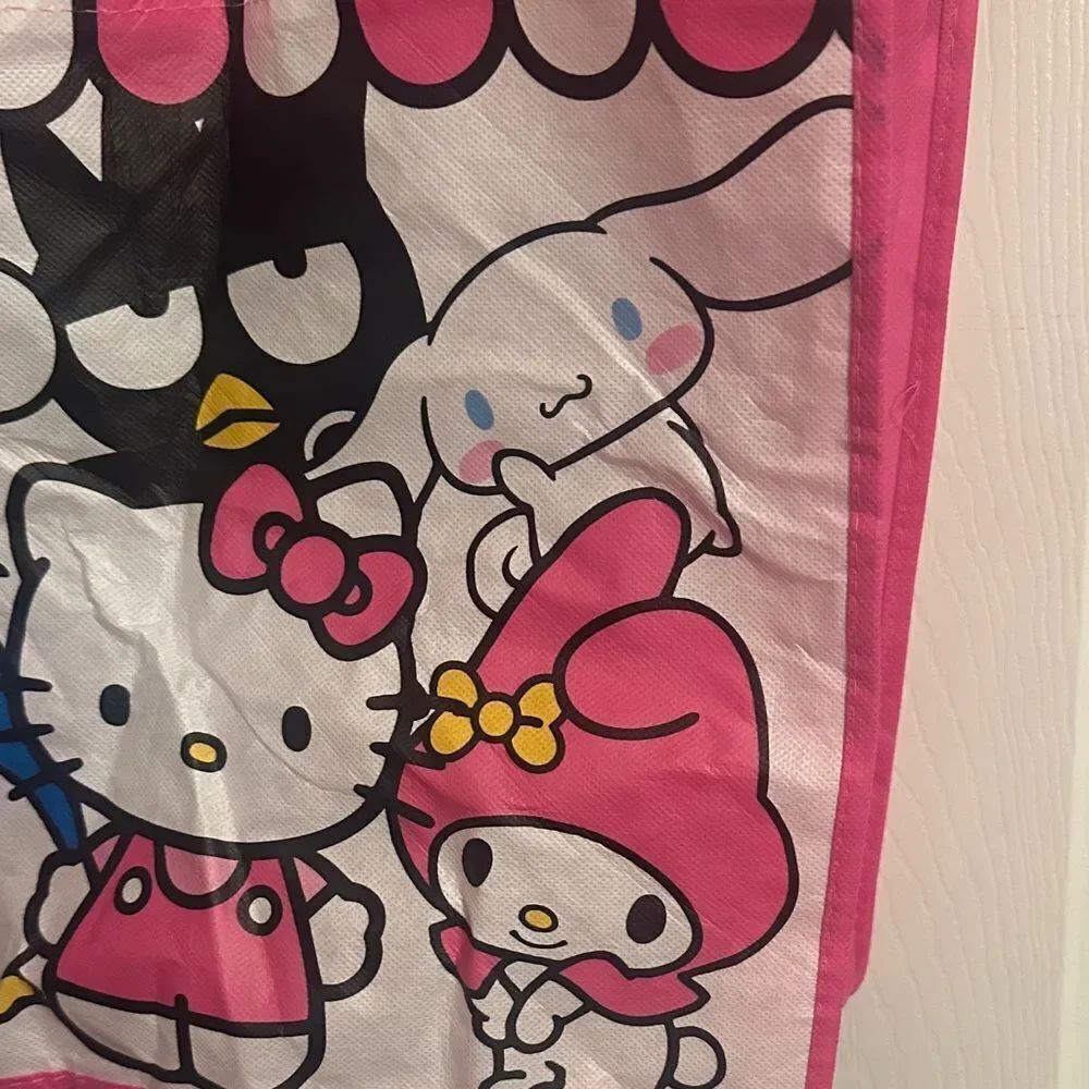 Hello Kitty Pink Tote Bag & HelloKittyNecklace - Picture 3 of 9